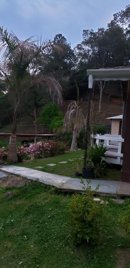 Casa Grande Da Montanha - Sitio Pasangas Villa Santo Antônio do Pinhal Dış mekan fotoğraf